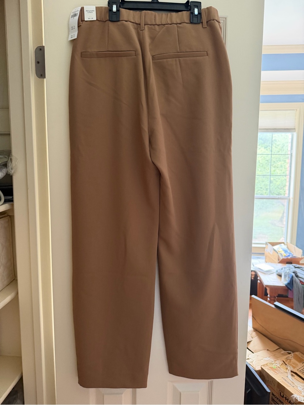 Abercrombie & Fitch Women's Tan Straight-Leg Trousers - Picture 5 of 7